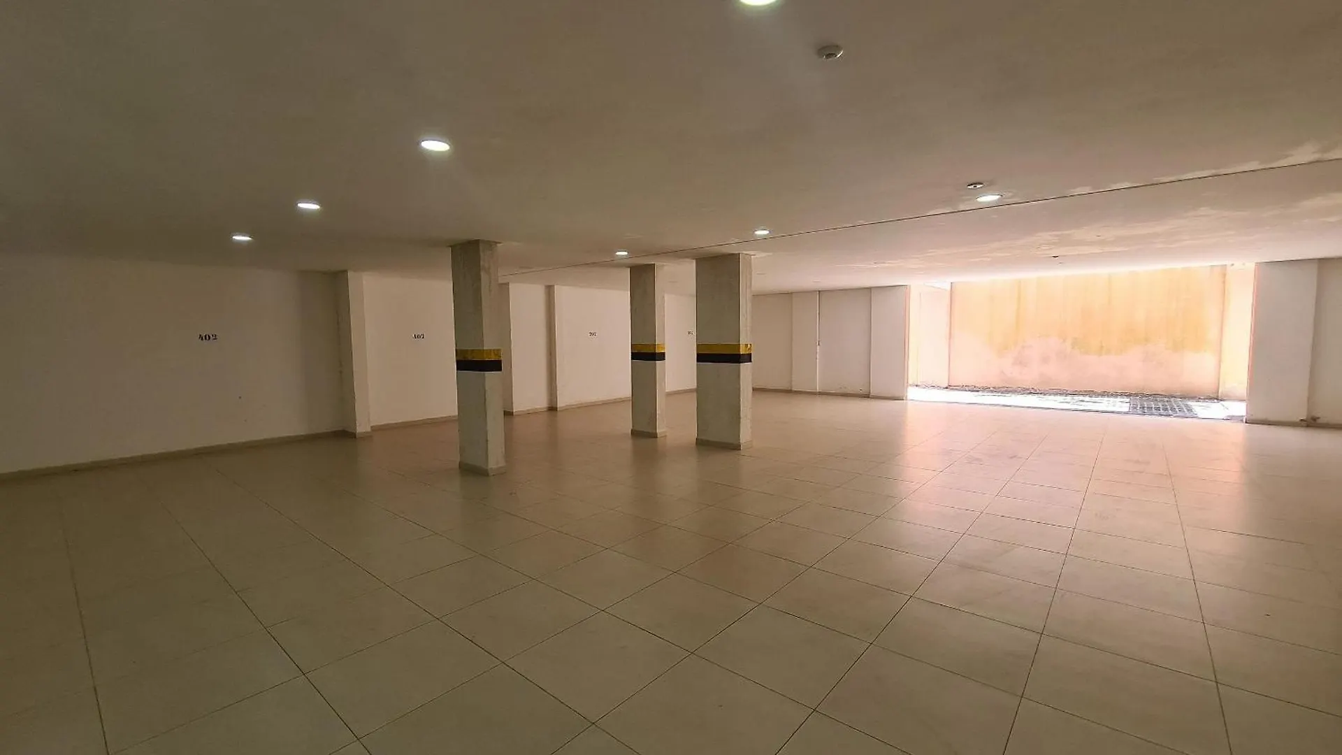 Residencial La Rosadita Bombinhas 0*,