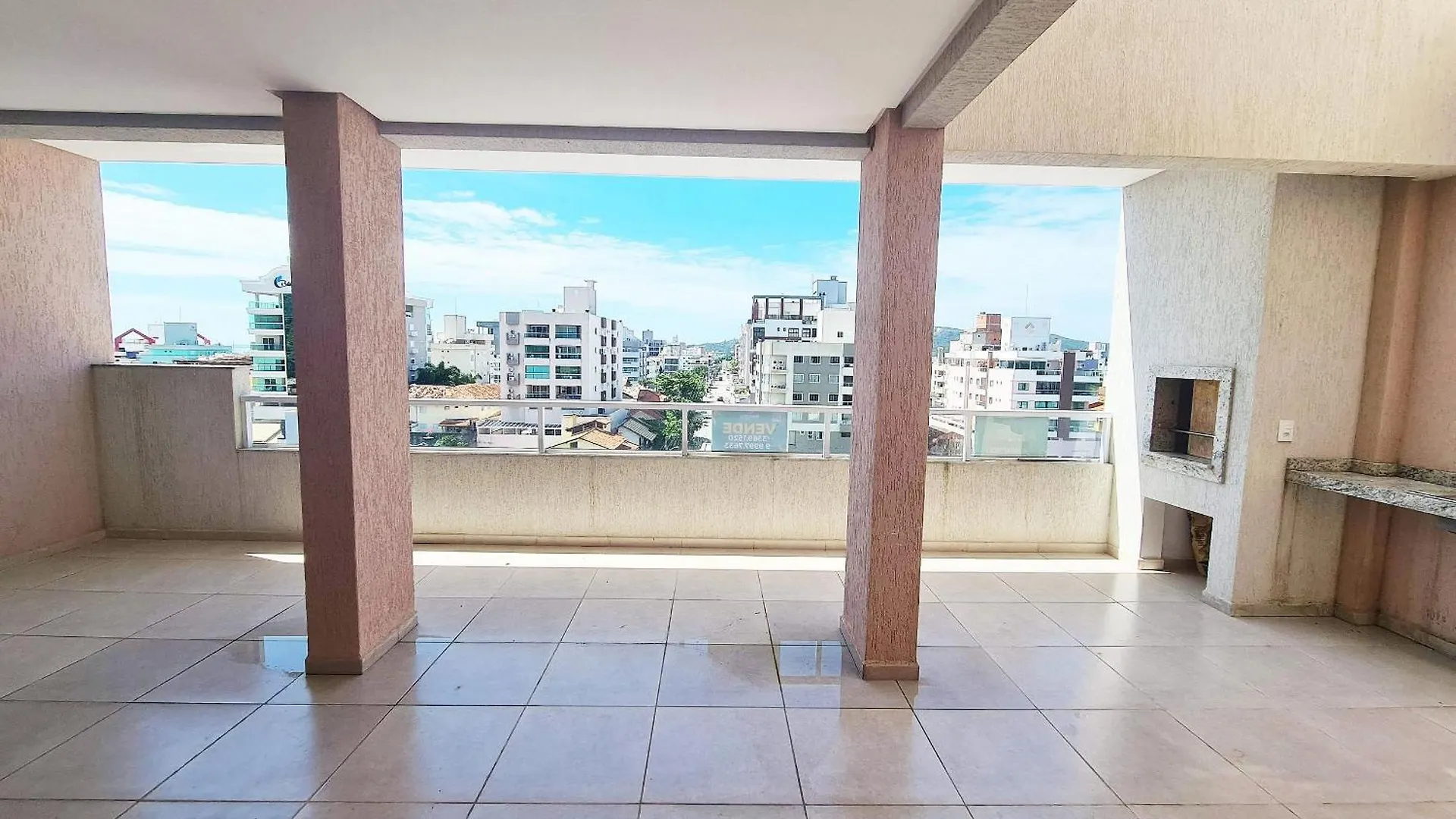 Residencial La Rosadita Bombinhas 0*,