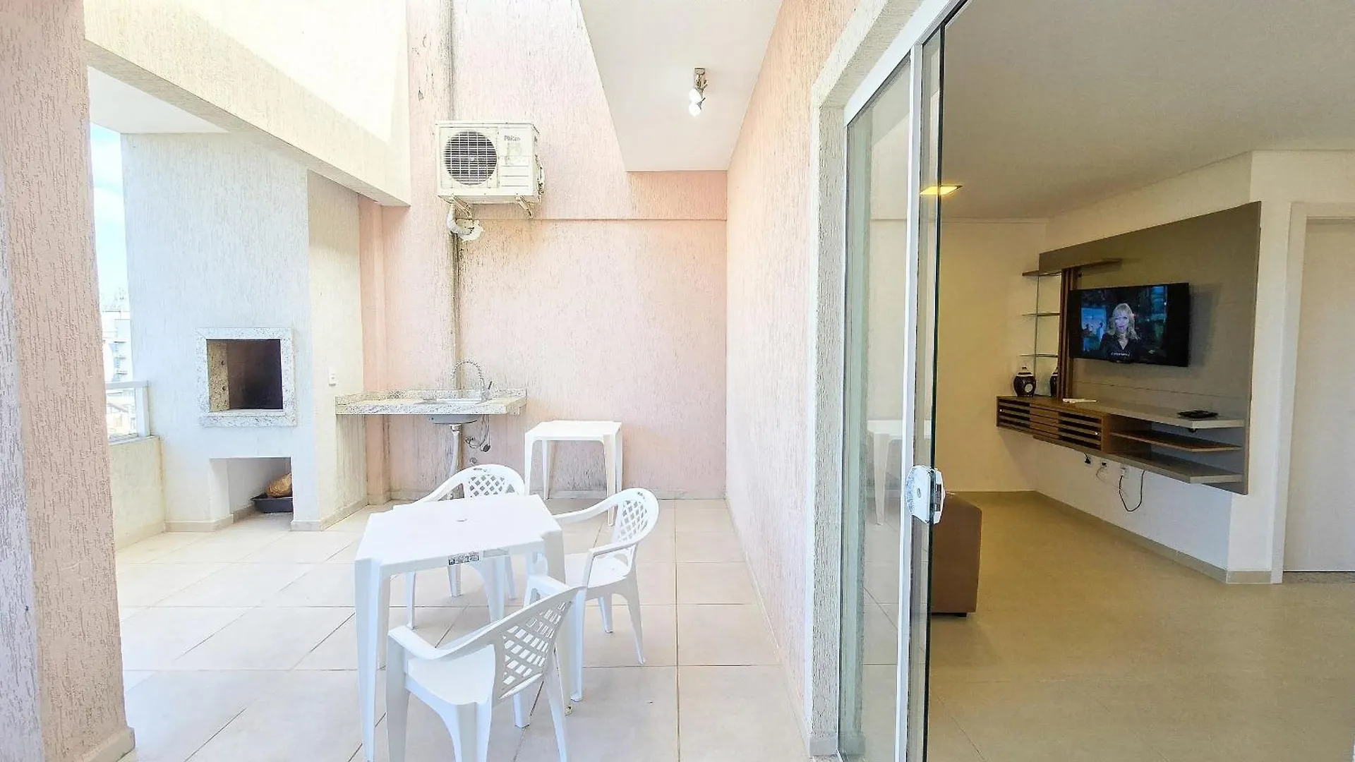 Holiday home Residencial La Rosadita Bombinhas