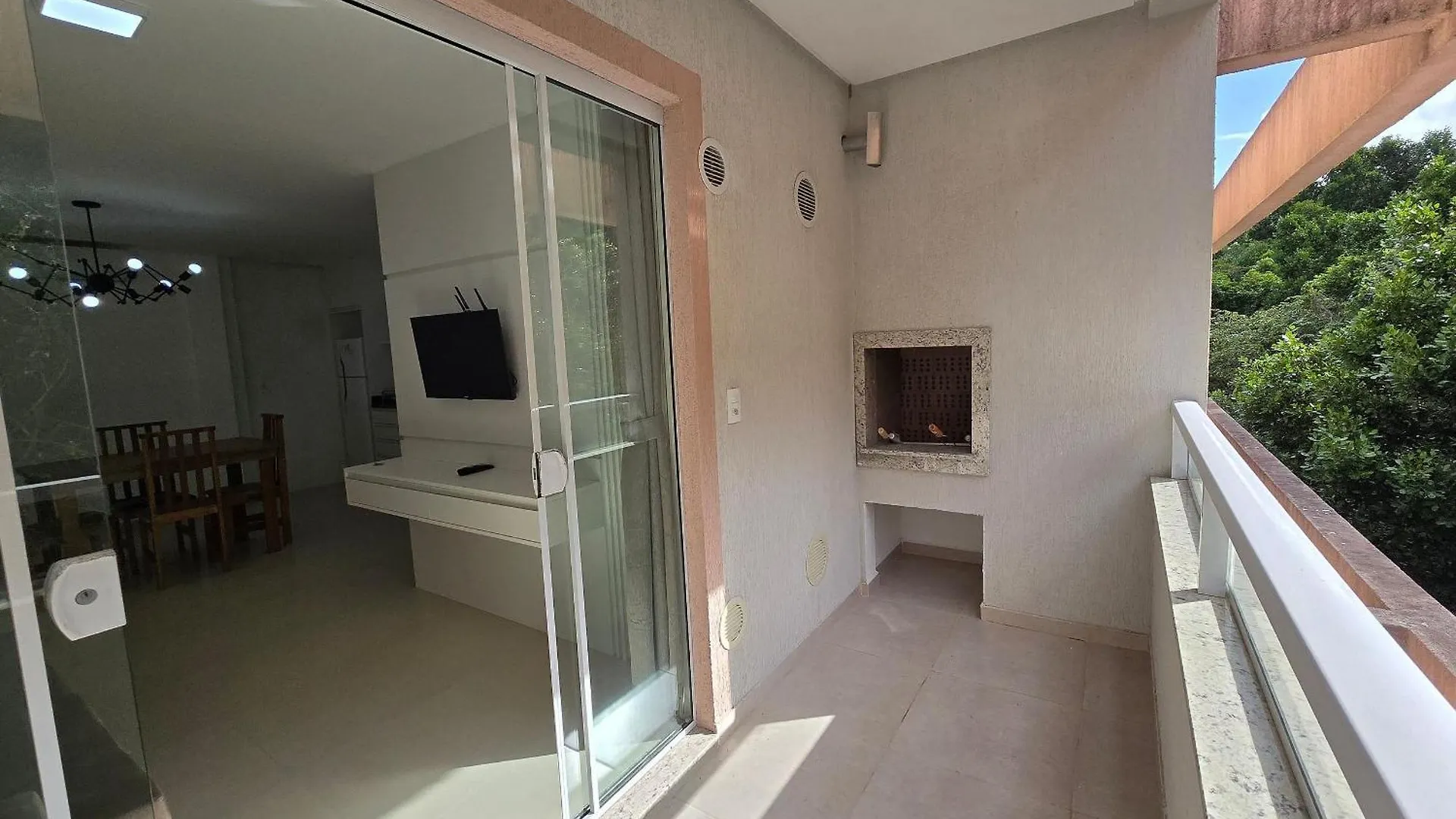 Residencial La Rosadita Bombinhas
