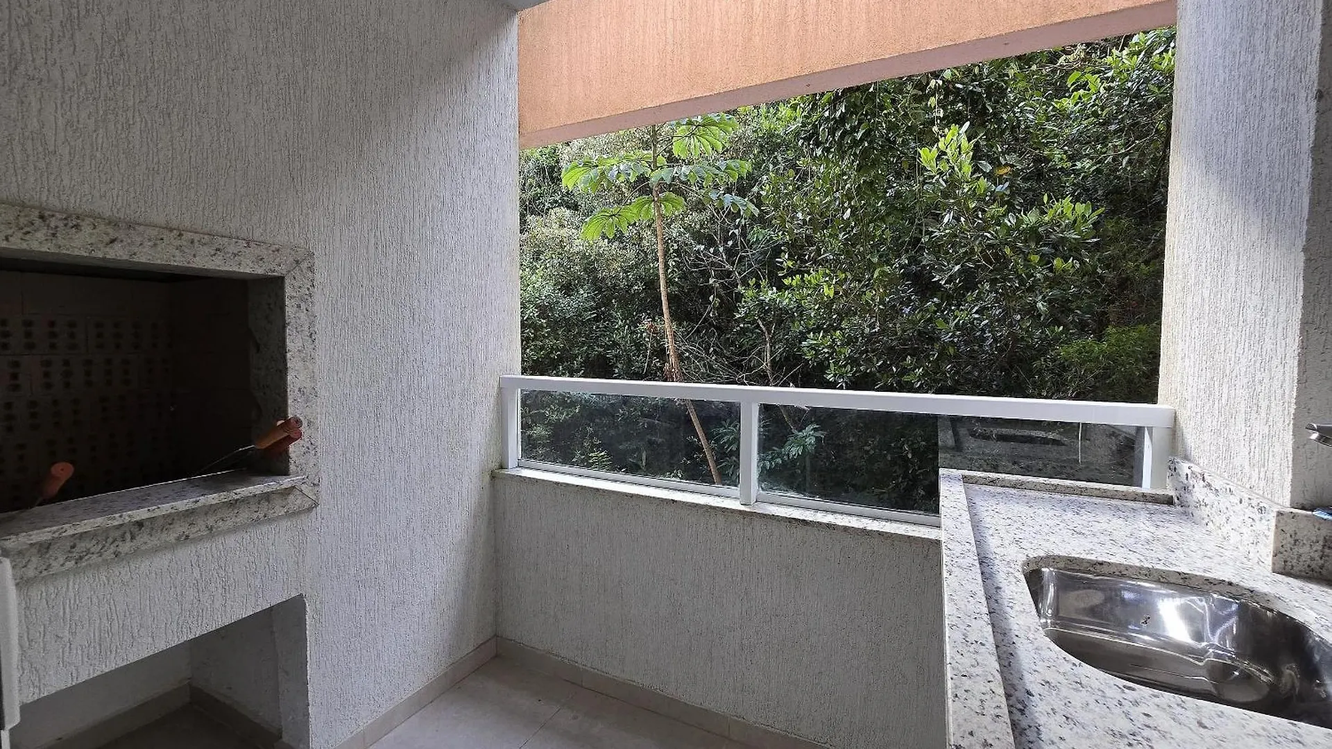 Residencial La Rosadita Bombinhas