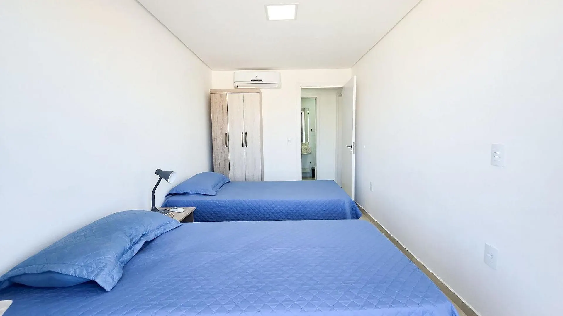 Residencial La Rosadita Bombinhas 0*,  Brazil