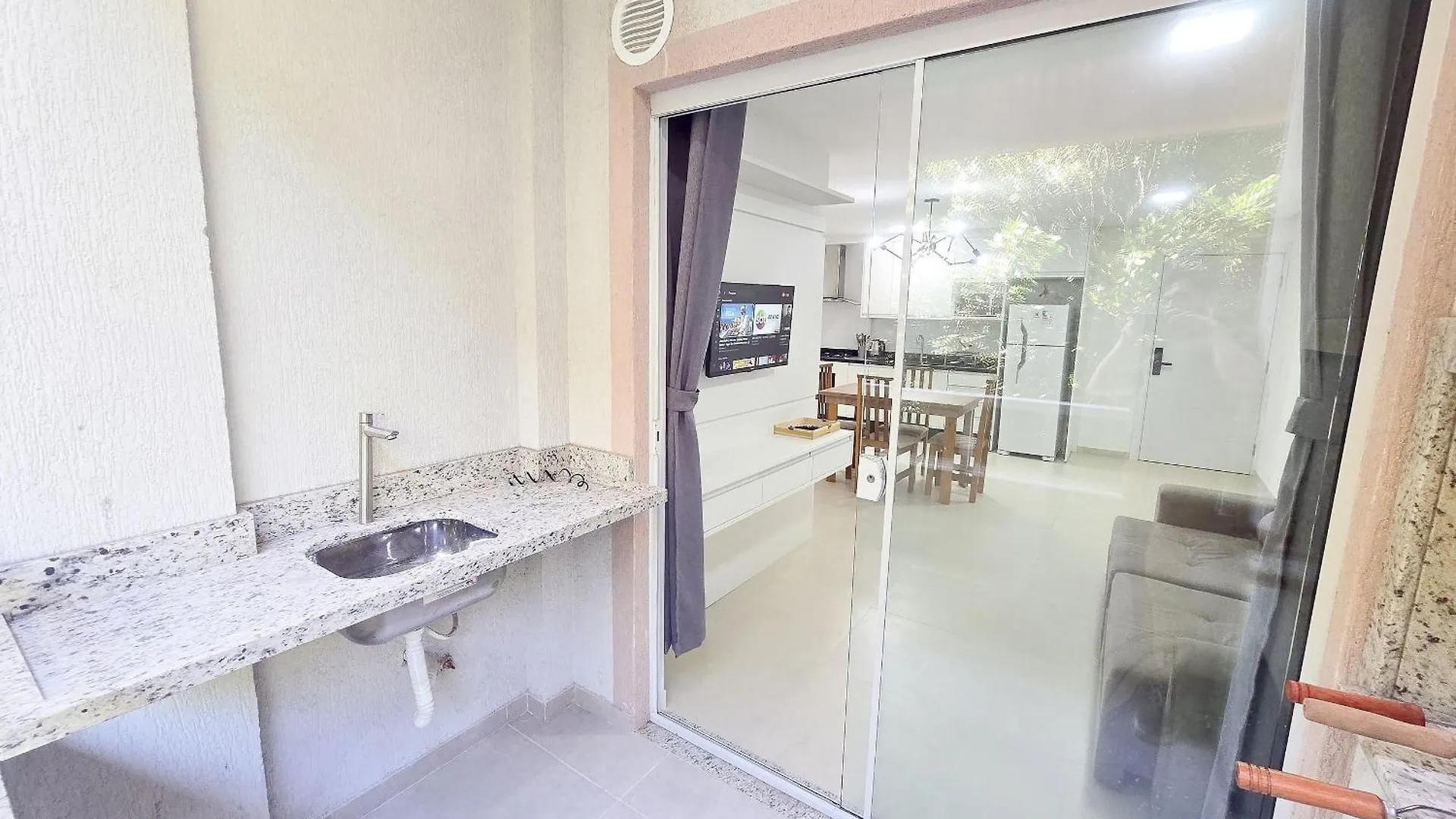 Residencial La Rosadita Bombinhas Holiday home